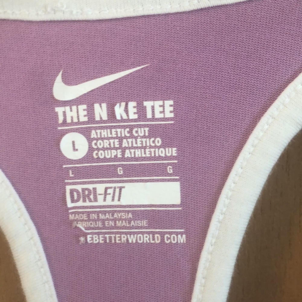 Nike tank (61) - Picture 2 of 3